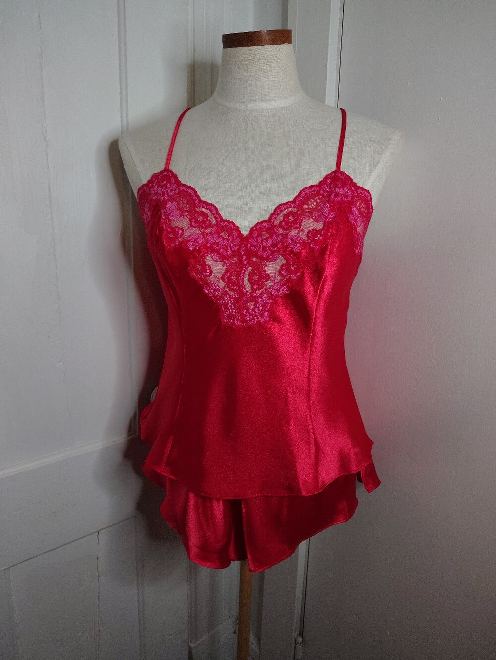 Vintage 90s Frederick's of Hollywood Red Lace Lingerie Tank & Shorts Set Size M